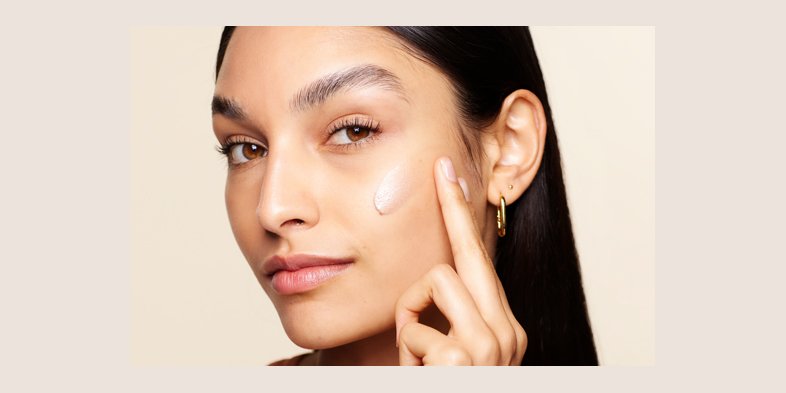 In Article Makeup With Skin Care Benefits Lumi 02